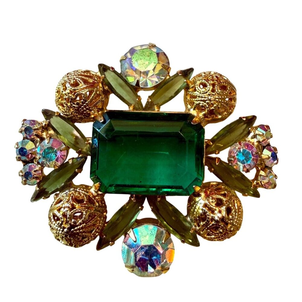 Vintage Juliana Emerald Green Rhinestone Gold Filigree Brooch Pin READ